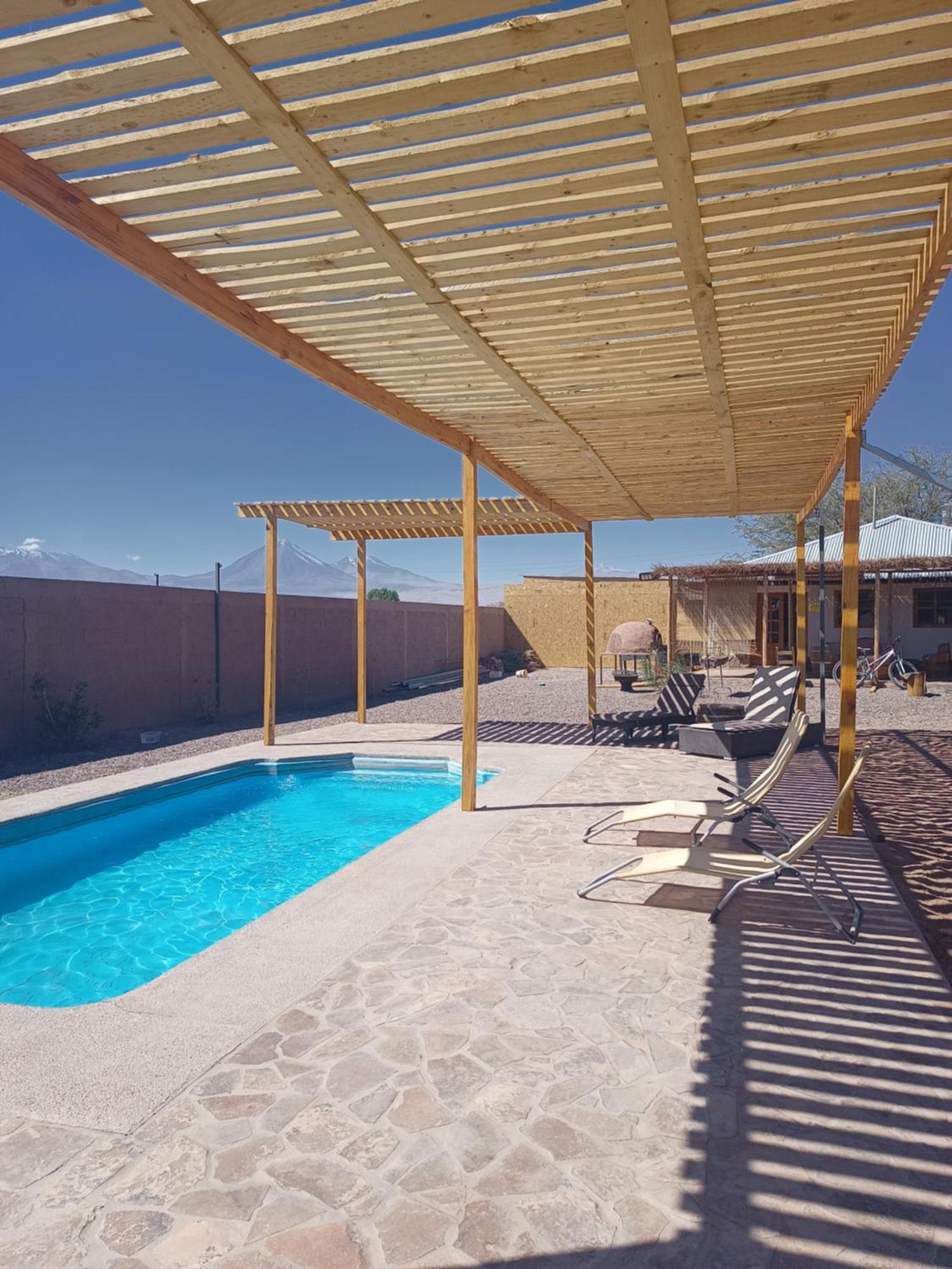 Tiunur Lodge Solor Exterior foto